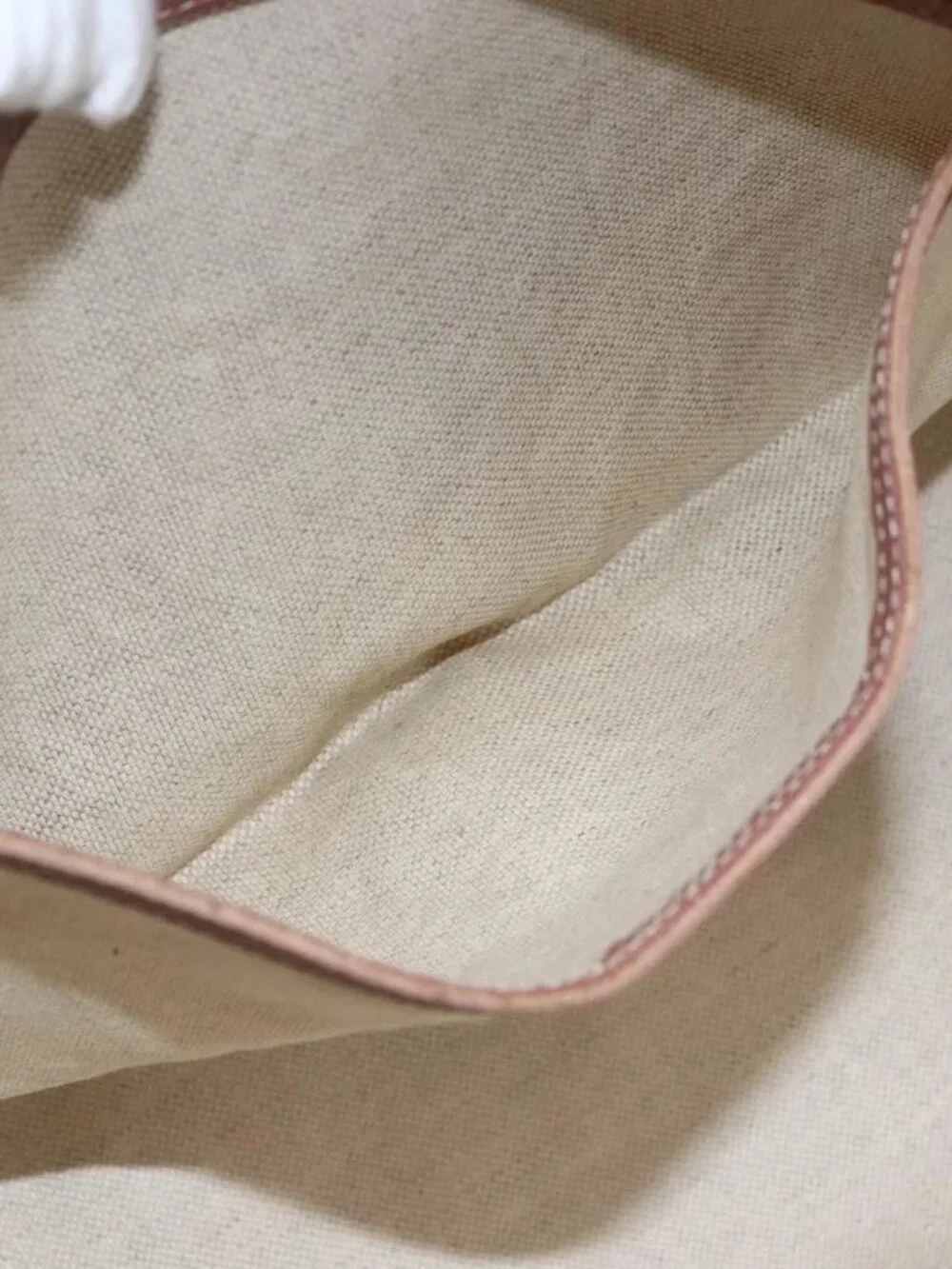 GUCCI GG Supreme Tote Bag PVC Beige Gold - Picture 13 of 16